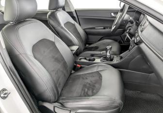 Подержанный автомобиль Kia Optima Sedan 2017 года (23 фото)