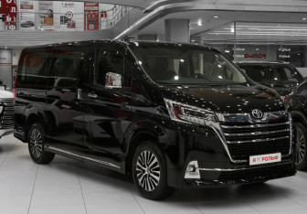 Новый Toyota HiAce 2026 (3 фото)