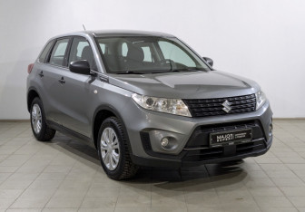 Подержанный автомобиль Suzuki Vitara 2021 года (9 фото)