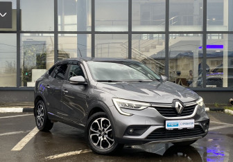 Подержанный автомобиль Renault Arkana 2019 года (3 фото)