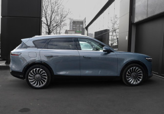 Подержанный автомобиль Voyah Free 2022 года (4 фото)