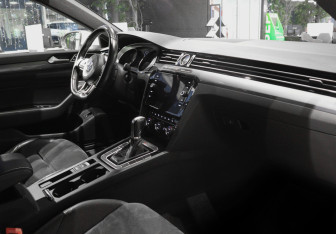 Подержанный автомобиль Volkswagen Arteon 2018 года (7 фото)