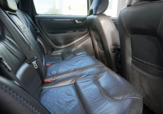 Подержанный автомобиль Volvo XC70 2007 года (10 фото)