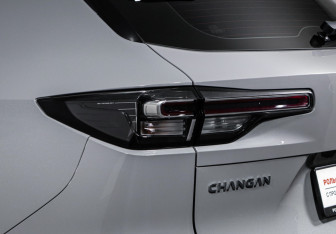 Подержанный автомобиль Changan CS55PLUS 2024 года (16 фото)