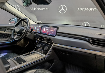 Подержанный автомобиль Exeed TXL 2022 года (13 фото)