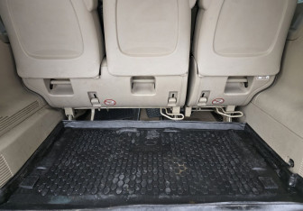 Подержанный автомобиль Mercedes-Benz Viano 2008 года (15 фото)