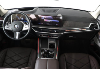 Новый BMW X5 2025 (11 фото)