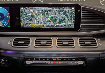 Подержанный автомобиль Mercedes-Benz GLE 2021 года (17 фото)