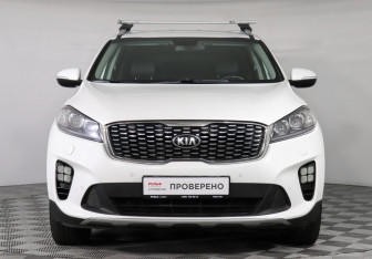 Подержанный автомобиль Kia Sorento 2020 года (2 фото)