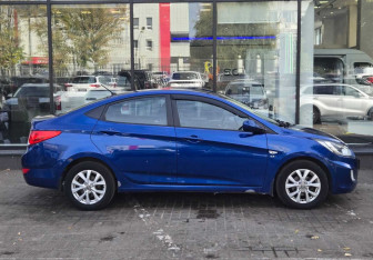 Подержанный автомобиль Hyundai Solaris Sedan 2011 года (4 фото)