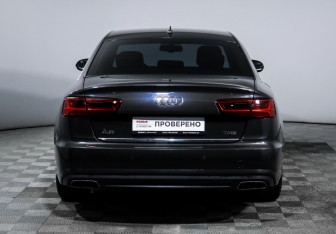 Подержанный автомобиль Audi A6 Sedan 2016 года (6 фото)