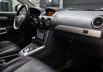 Подержанный автомобиль Opel Antara 2014 года (9 фото)