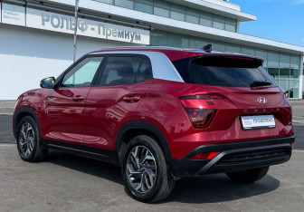 Подержанный автомобиль Hyundai Creta 2022 года (7 фото)
