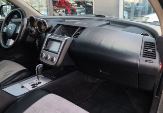Подержанный автомобиль Nissan Murano Suv 2005 года (7 фото)