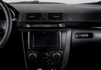 Подержанный автомобиль Mazda 3 Hatchback 2007 года (13 фото)