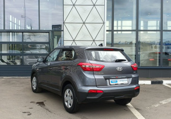 Подержанный автомобиль Hyundai Creta 2020 года (7 фото)