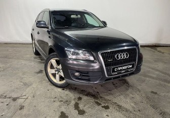 Подержанный автомобиль Audi Q5 2010 года (3 фото)