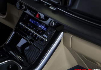 Подержанный автомобиль Kia Carnival 2021 года (16 фото)