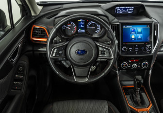 Подержанный автомобиль Subaru Forester Suv 2021 года (10 фото)
