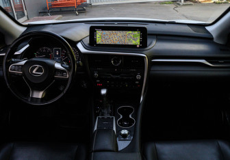 Подержанный автомобиль Lexus RX 2020 года (9 фото)