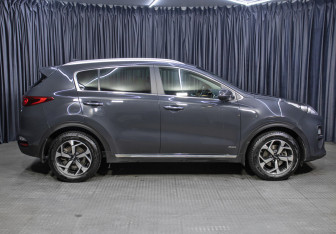 Подержанный автомобиль Kia Sportage 2021 года (4 фото)