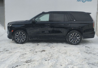 Подержанный автомобиль Cadillac Escalade Suv 2022 года (5 фото)