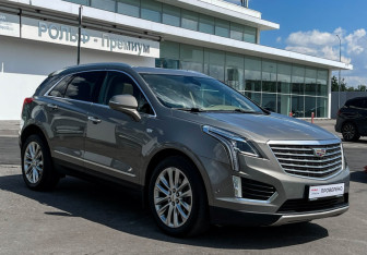 Подержанный автомобиль Cadillac XT5 2018 года (3 фото)