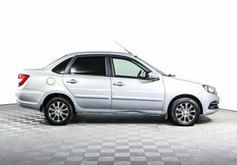 Подержанный автомобиль LADA (ВАЗ) Granta Sedan 2018 года (4 фото)