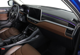 Подержанный автомобиль Skoda Kodiaq 2023 года (10 фото)