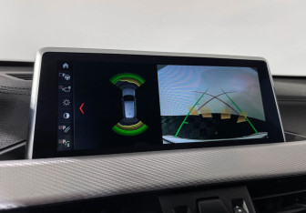 Подержанный автомобиль BMW X1 2021 года (17 фото)