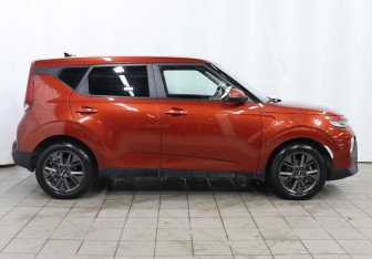 Подержанный автомобиль Kia Soul 2021 года (7 фото)