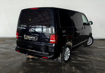 Подержанный автомобиль Volkswagen Multivan 2011 года (6 фото)