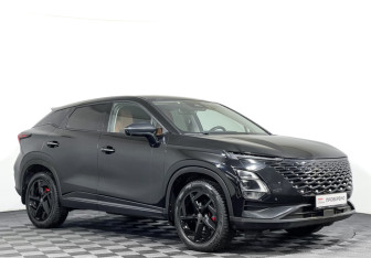 Подержанный автомобиль Omoda C5 2022 года (3 фото)