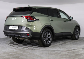 Подержанный автомобиль Kia Sportage 2023 года (5 фото)