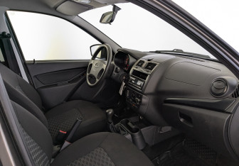 Подержанный автомобиль LADA (ВАЗ) Granta Sedan 2022 года (11 фото)