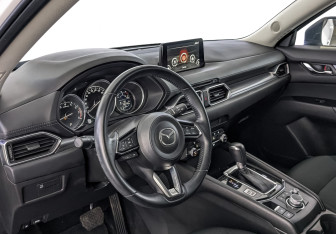 Подержанный автомобиль Mazda CX-5 2022 года (15 фото)