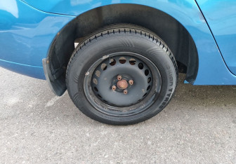 Подержанный автомобиль Renault Logan Sedan 2017 года (12 фото)