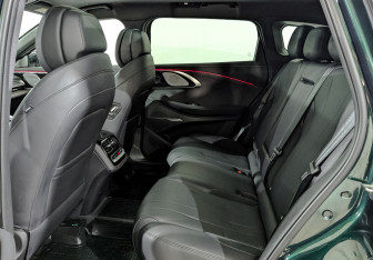 Подержанный автомобиль Exeed TXL 2024 года (18 фото)