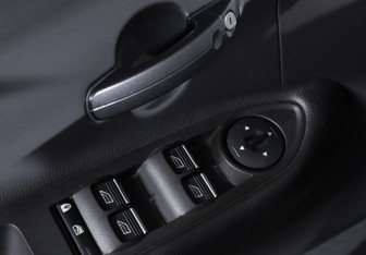 Подержанный автомобиль Ford Kuga 2017 года (5 фото)