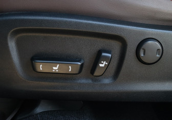 Подержанный автомобиль Lexus RX 2021 года (16 фото)