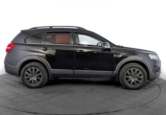 Подержанный автомобиль Chevrolet Captiva 2014 года (4 фото)