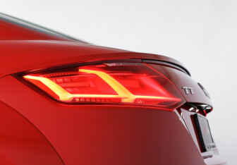 Подержанный автомобиль Audi TT Coupe 2015 года (26 фото)