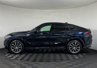 Подержанный автомобиль BMW X6 2020 года (5 фото)
