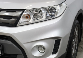 Подержанный автомобиль Suzuki Vitara 2016 года (25 фото)