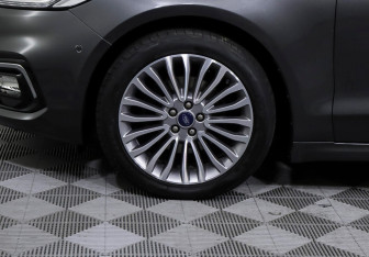 Подержанный автомобиль Ford Mondeo Wagon 2019 года (9 фото)