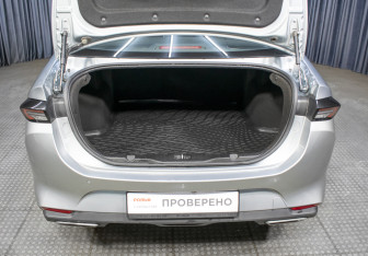 Подержанный автомобиль Kaiyi E5 2023 года (10 фото)