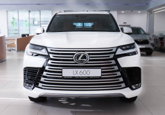 Новый Lexus LX 2025 (2 фото)