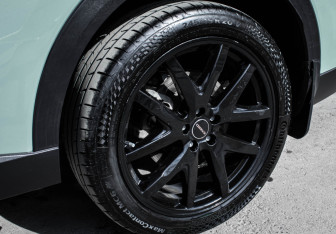 Подержанный автомобиль Exeed RX 2023 года (12 фото)
