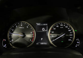 Подержанный автомобиль Lexus NX 2019 года (11 фото)