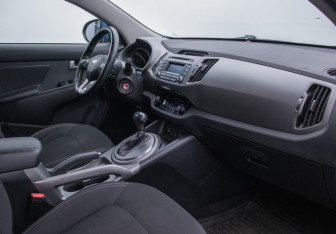 Подержанный автомобиль Kia Sportage 2014 года (9 фото)